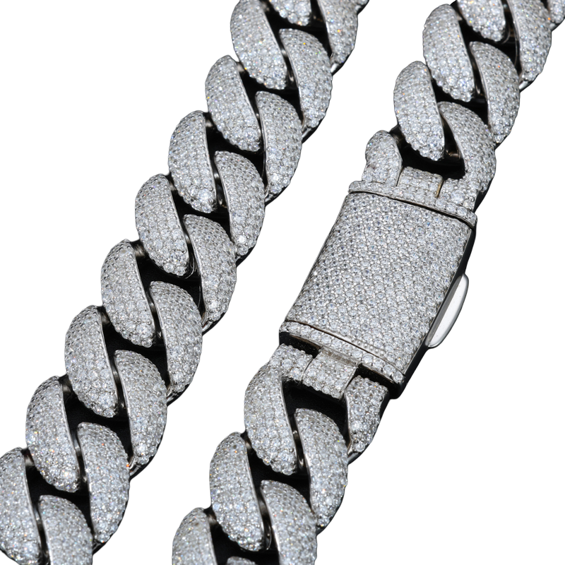 Round Clasp Cuban Link Bracelet